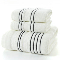 Rendi il tuo bagno un'oasi di comfort con il nostro set da bagno in puro cotone. Morbido, assorbente e delicato sulla pelle, questo set è perfetto per coccolarti. Un tocco di lusso per il tuo quotidiano.