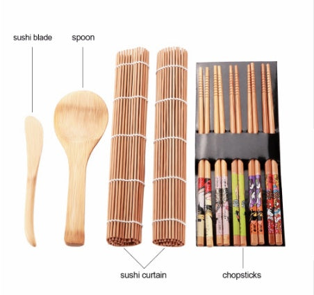 Scopri il nostro Sushi Set in Legno, ideale per portare l'autentica esperienza giapponese a casa tua. Realizzato in legno di alta qualità, include tutto il necessario per preparare e servire sushi con stile, rendendo ogni pasto un'occasione speciale.