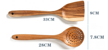 Utensili in legno massello